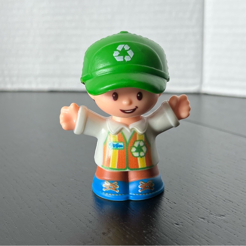 Fisher Price Little People Recycling Truck Man Green Hat VGUC
